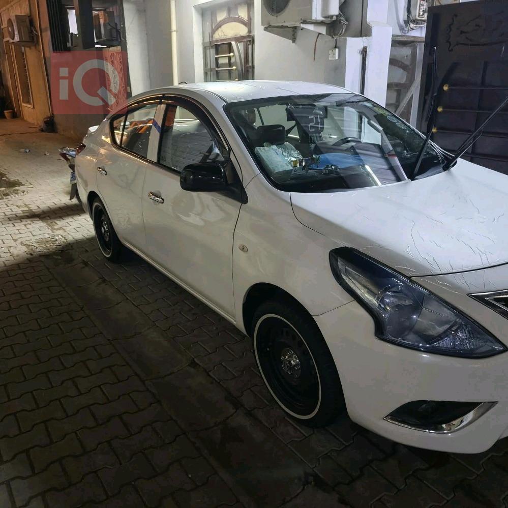 نيسان صني
